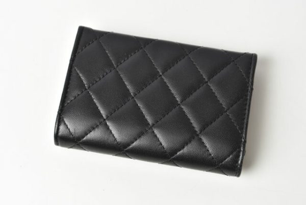 23122401 ch 3 Chanel Coin Case Card Case Lambskin Black Bordeau