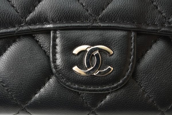 23122401 ch 4 CHANEL Coin Case Lambskin Black