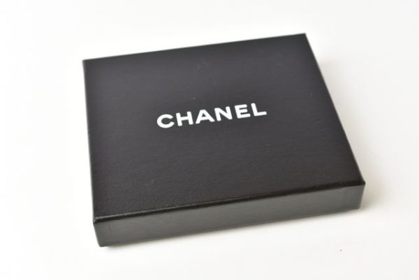 23122403 ch 11 Chanel Wallet Caviar Skin Black