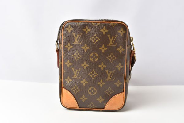 23122407 lv 10 Louis Vuitton Shoulder Bag Pochette Amazon Monogram