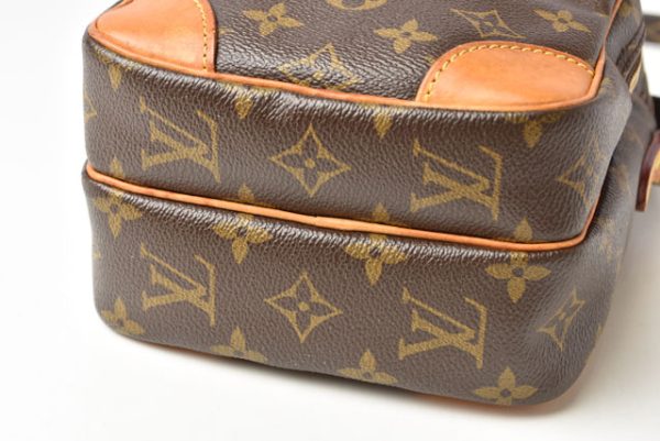 23122407 lv 14 Louis Vuitton Shoulder Bag Pochette Amazon Monogram