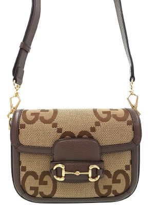 2324083620015 Chanel Matelasse Waist Pouch Beige