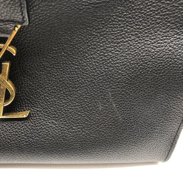 2339640021235 6 SAINT LAURENT Downtown Baby Black GO Grain Handbag