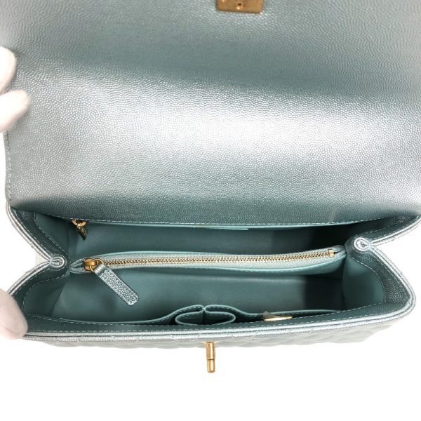 2339700009562 4 CHANEL Coco Handle 29 Metallic Green Caviar Skin Handbag