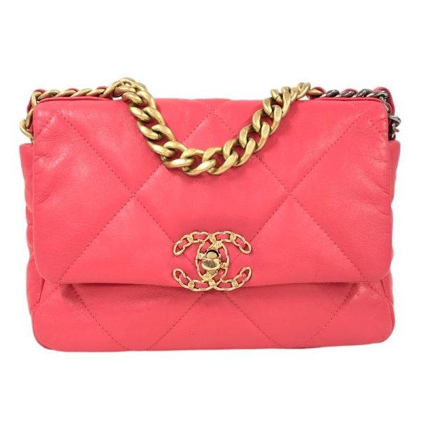 2340520094089 CHANEL bag pink shiny lamb shoulder bag