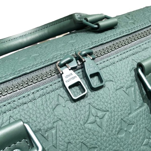 2340530027565 6 LOUIS VUITTON Keepall Bandouliere 50 Green Taurillon Bag