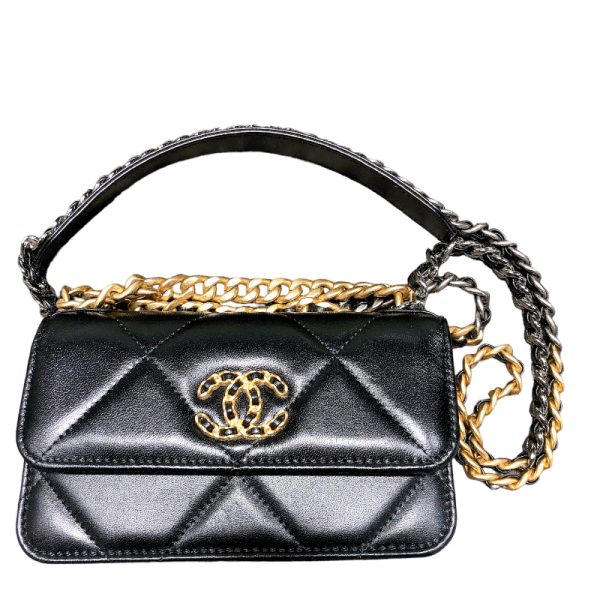 2341810025677 1 CHANEL Chain Clutch AP3067 BlackLambskin Shoulder Bag