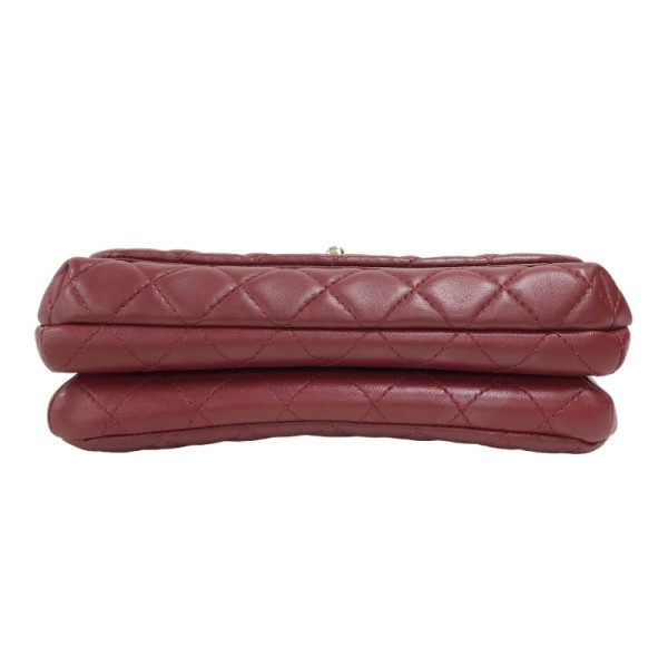 2342250005083 3 CHANEL Matelasse Knock on Wood Top Red Lambskin