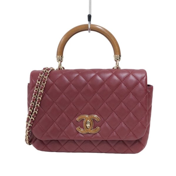 2342250005083 CHANEL Matelasse Knock on Wood Top Red Lambskin