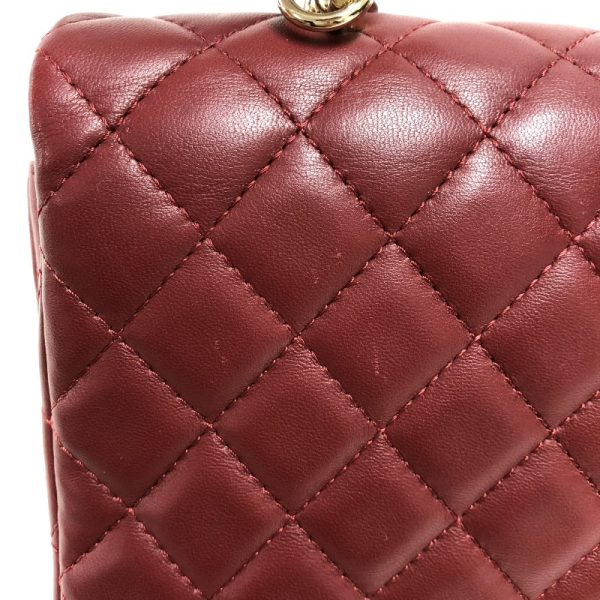 2342250005083 8 CHANEL Matelasse Knock on Wood Top Red Lambskin