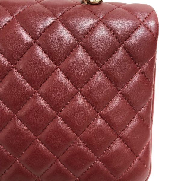 2342250005083 9 CHANEL Matelasse Knock on Wood Top Red Lambskin