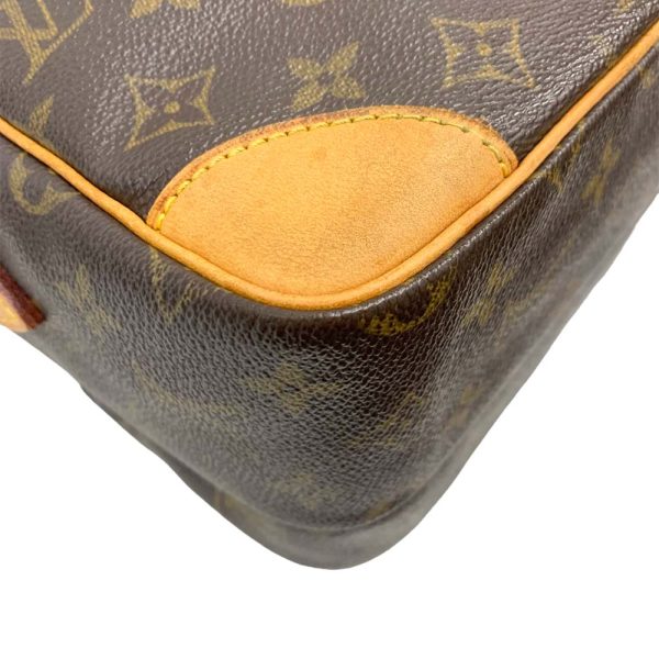 24 1553 11 Louis Vuitton Nile Shoulder Bag Monogram Brown