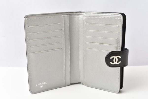 24020202 ch 7 CHANEL wallet camellia black