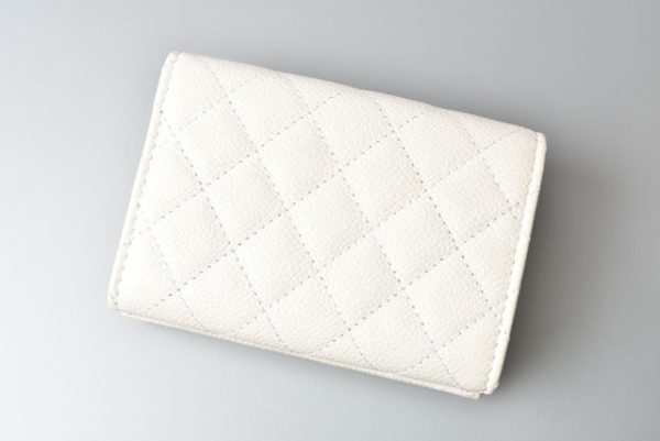 24020203 ch 3 CHANEL wallet tri fmini wallet Boy caviar skin off white