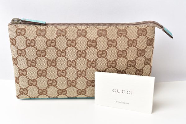 24020209 g 7 Gucci Pouch GG Beige