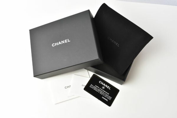 24020213 c 9 Chanel Mini Wallet TrifCaviar Skin Black