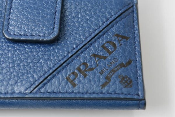 24030201 p 5 Prada Card Case Bi FVitello Blue