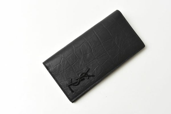 24030207 ysl 2 Saint Laurent Paris Wallet Croco Pattern Black