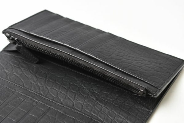 24030207 ysl 8 Saint Laurent Paris Wallet Croco Pattern Black