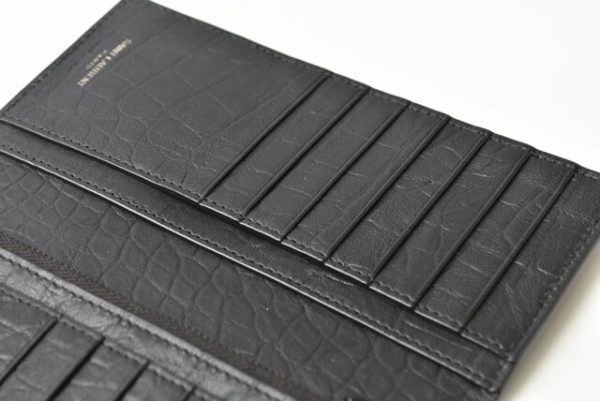 24030207 ysl 9 Saint Laurent Paris Wallet Croco Pattern Black