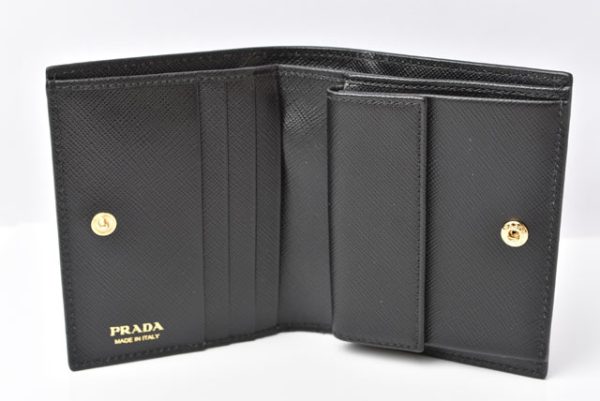 24040203 p 4 Prada Folding Wallet Saffiano Black