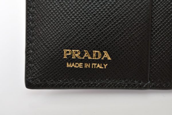 24040203 p 5 Prada Folding Wallet Saffiano Black