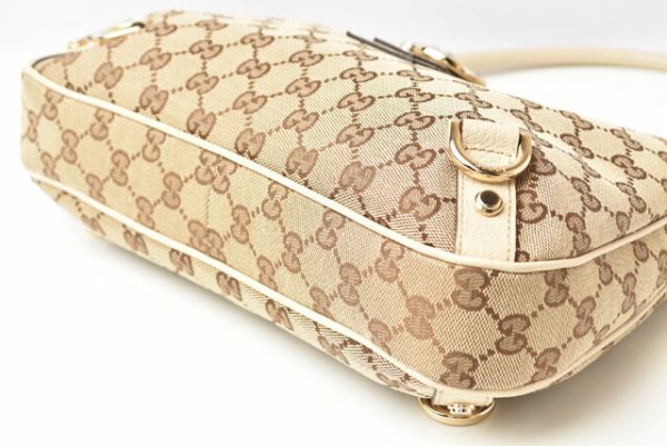 2405b07 g 9 Gucci Shoulder Bag GG Abbey Ivory