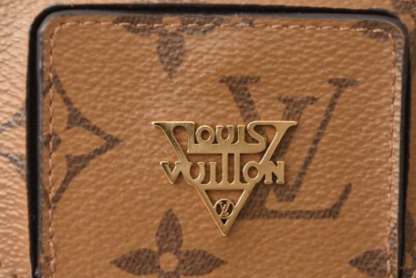 2405b13 lv 3 Louis Vuitton Zippy Wallet Shady Cats Eye Wallet