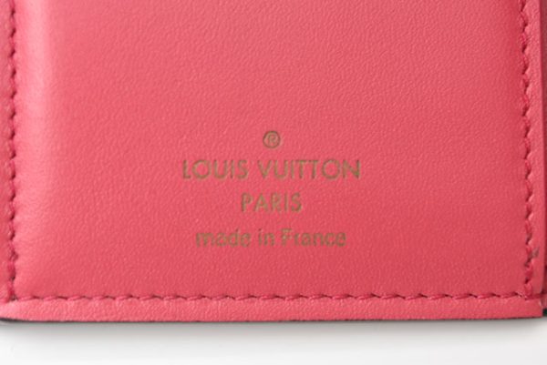 2405b17 lv 6 Louis Vuitton Capucines Wallet Noir