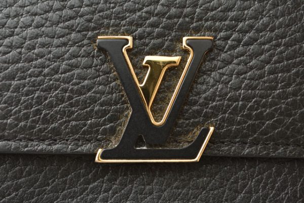 2405b19 lv 12 Louis Vuitton Portefeuille Capucines XS Wallet