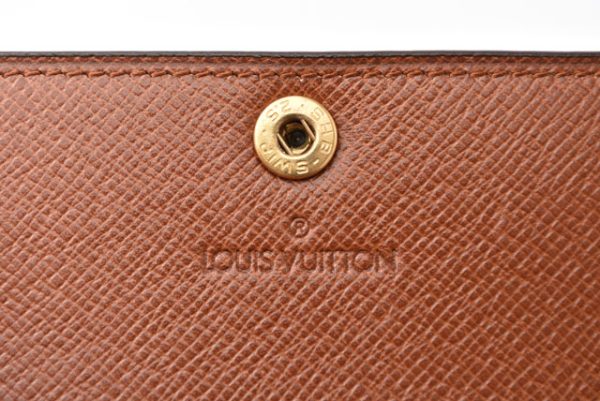 2405c19 lv 6 Louis Vuitton Key Case Multicle Monogram