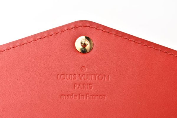 2405c7 lv 11 Louis Vuitton Sala Wallet Long Vernis Threes Red