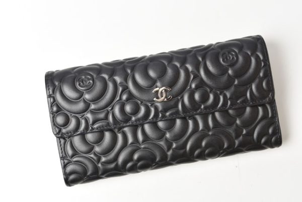 240610a11 ch 2 CHANEL Coin Case Card Case Matelasse Caviar Skin Black Bordeau