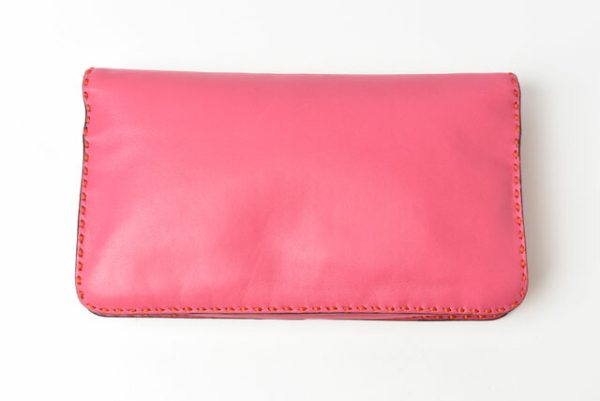 240628 lo 5 Loewe Clutch Bag Lamb Fuchsia