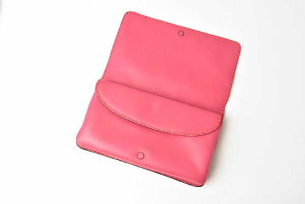 240628 lo 6 Loewe Clutch Bag Lamb Fuchsia