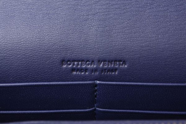 240628c12 bv 8 Bottega Veneta Wallet Intrecciato Blue