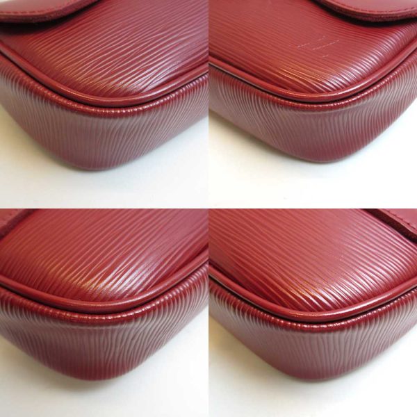 3 lv220629 3ta 02 Louis Vuitton Pochette Montaigne Red Clutch 2way Epi