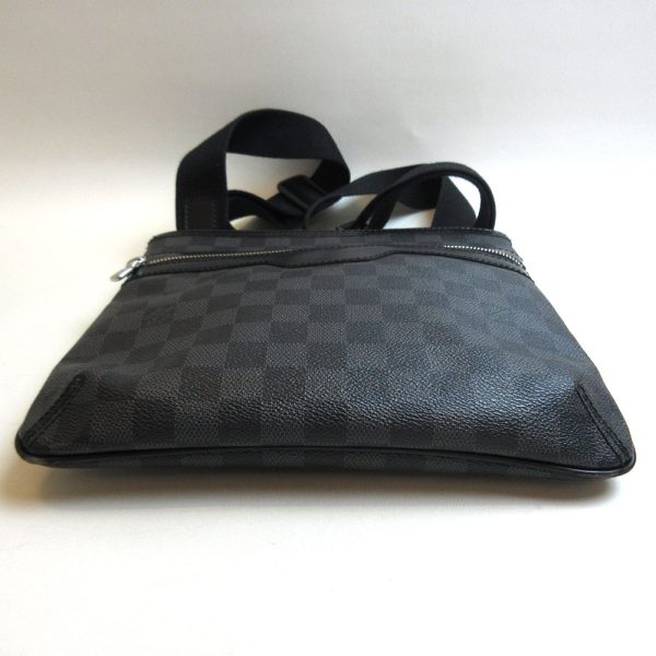 3 lv221208 3u 02 Louis Vuitton Thomas Shoulder Bag Damier Graphite Black