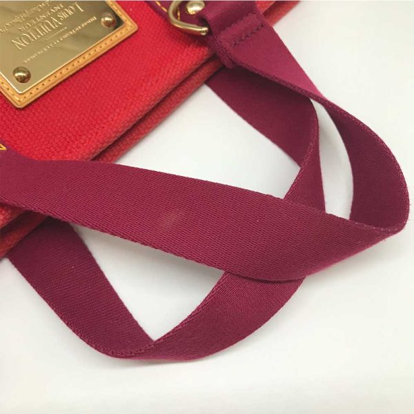 3 lv240523 1 05 LOUIS VUITTON Hippo PM Rouge Handbag Red Antigua