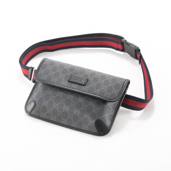 320110kma190015 Gucci GG Black Belt Bag