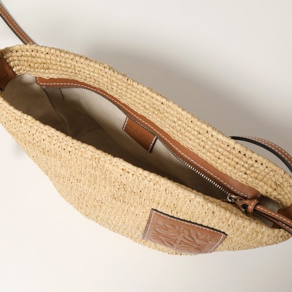 330825007 7 LOEWE POCHETTE Shoulder Basket Bag Raffia Anagram Bag