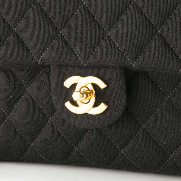 340100kwh490038 4 Chanel Chain Shoulder Bag