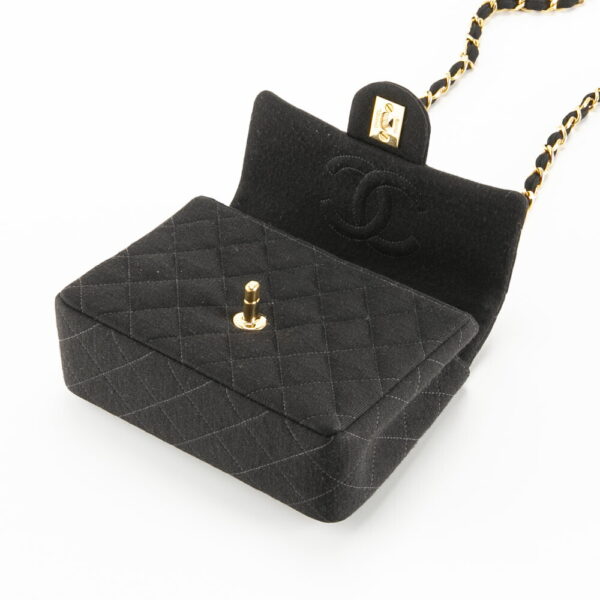 340100kwh490038 6 Chanel Chain Shoulder Bag