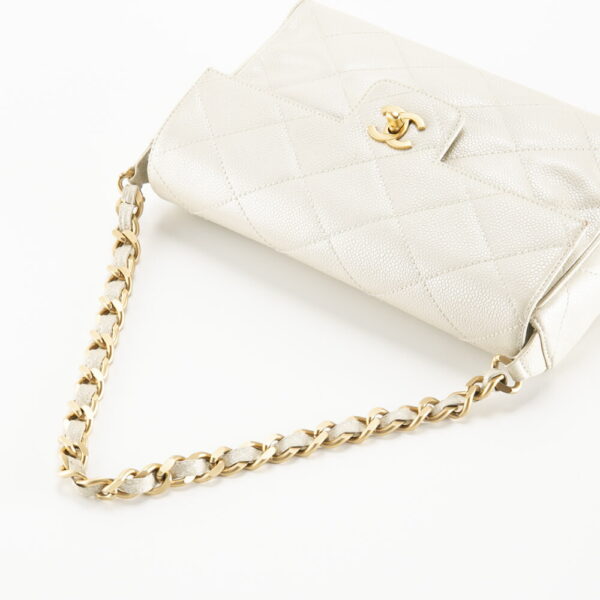 340100kwh490039 5 Chanel Caviar Skin Chain Shoulder Bag