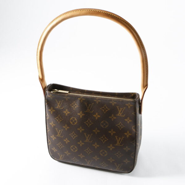 340200kwh290121 Louis Vuitton Monogram Looping MM Shoulder Bag