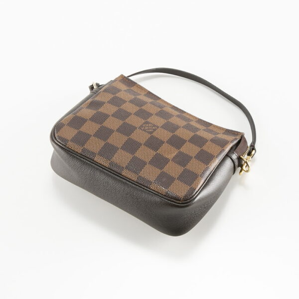 340200kwh390315 3 Louis Vuitton Damier Truth Makeup Shoulder Bag