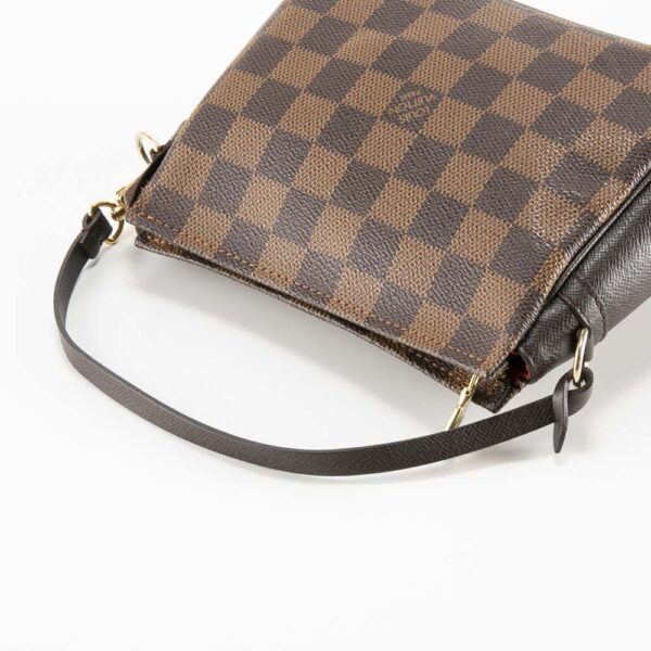 340200kwh390315 4 Louis Vuitton Damier Truth Makeup Shoulder Bag