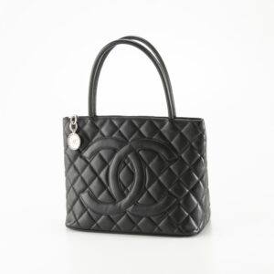 340200kwh390479 Chanel Paris Moscow Line Chain Tote Bag