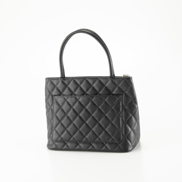 340200kwh490056 1 Chanel Caviar Skin Tote Bag