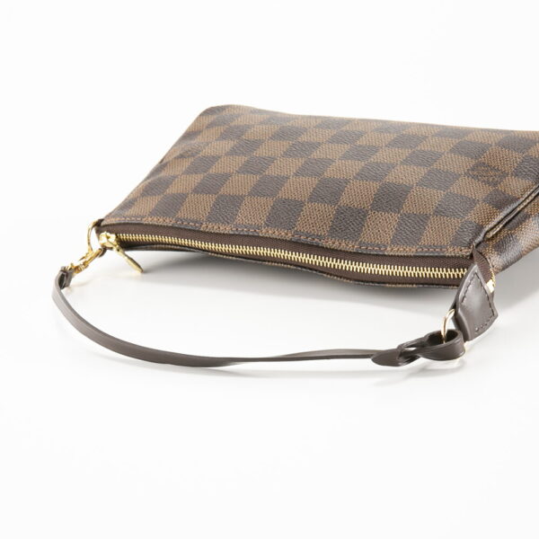 340200kwh490062 4 Louis Vuitton Damier Pochette Accessoire Pouch